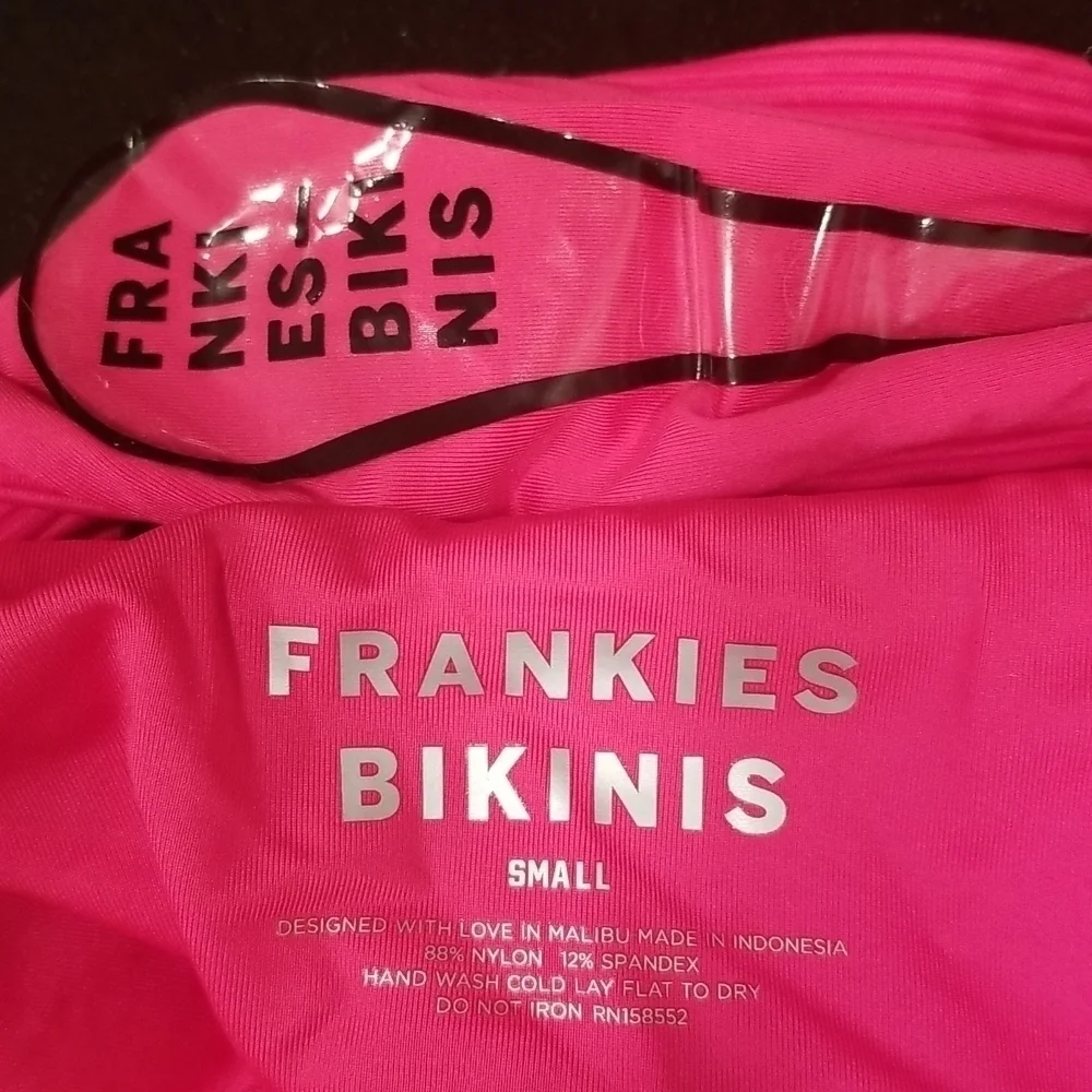 💕FRANKIE'S BIKINIS💕 Marie Ribbed Underwire Swimsuit Rosewood Small S NWT